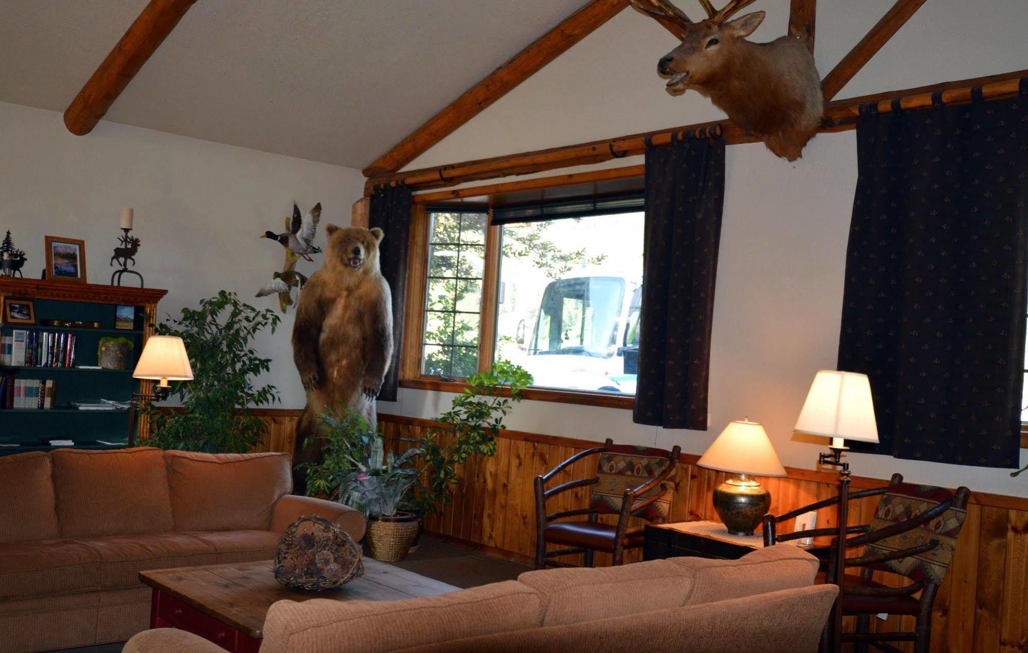 Bucks T4 Lodge Big Sky Exterior photo